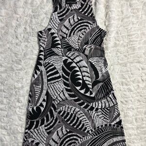 Athleta Monochrome Feather Print Dress